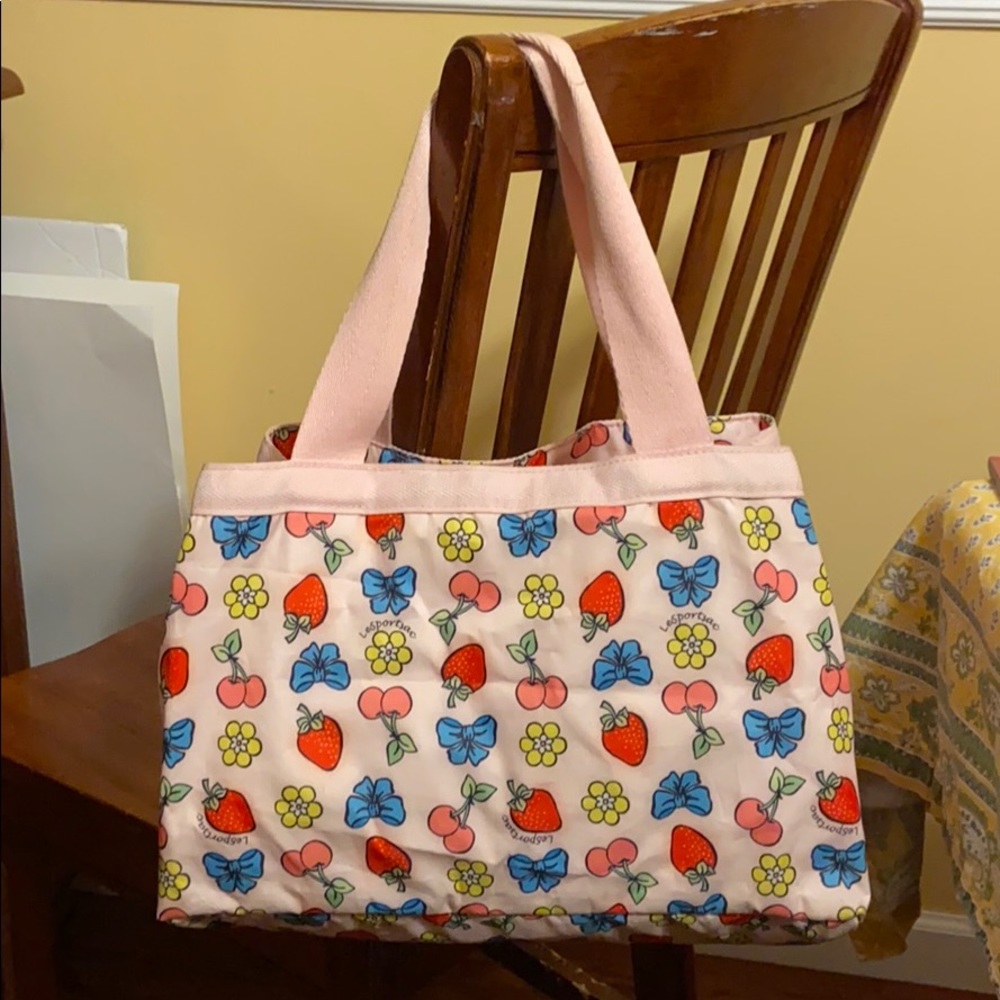 LeSportsac bag